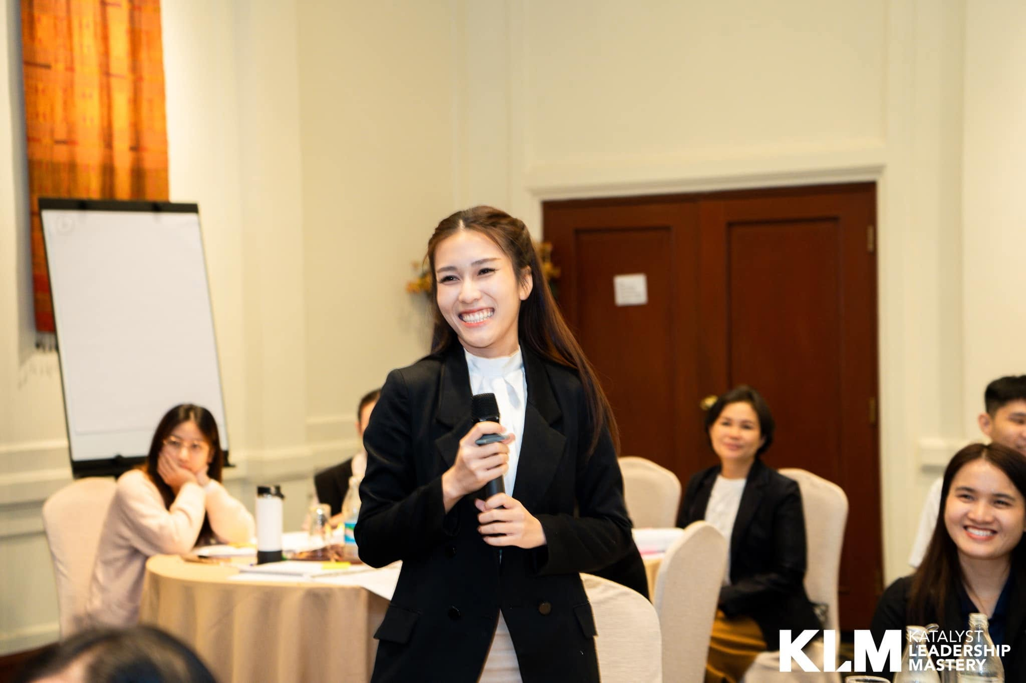 A Katalyst Leadership Mastery participant contributing to the session